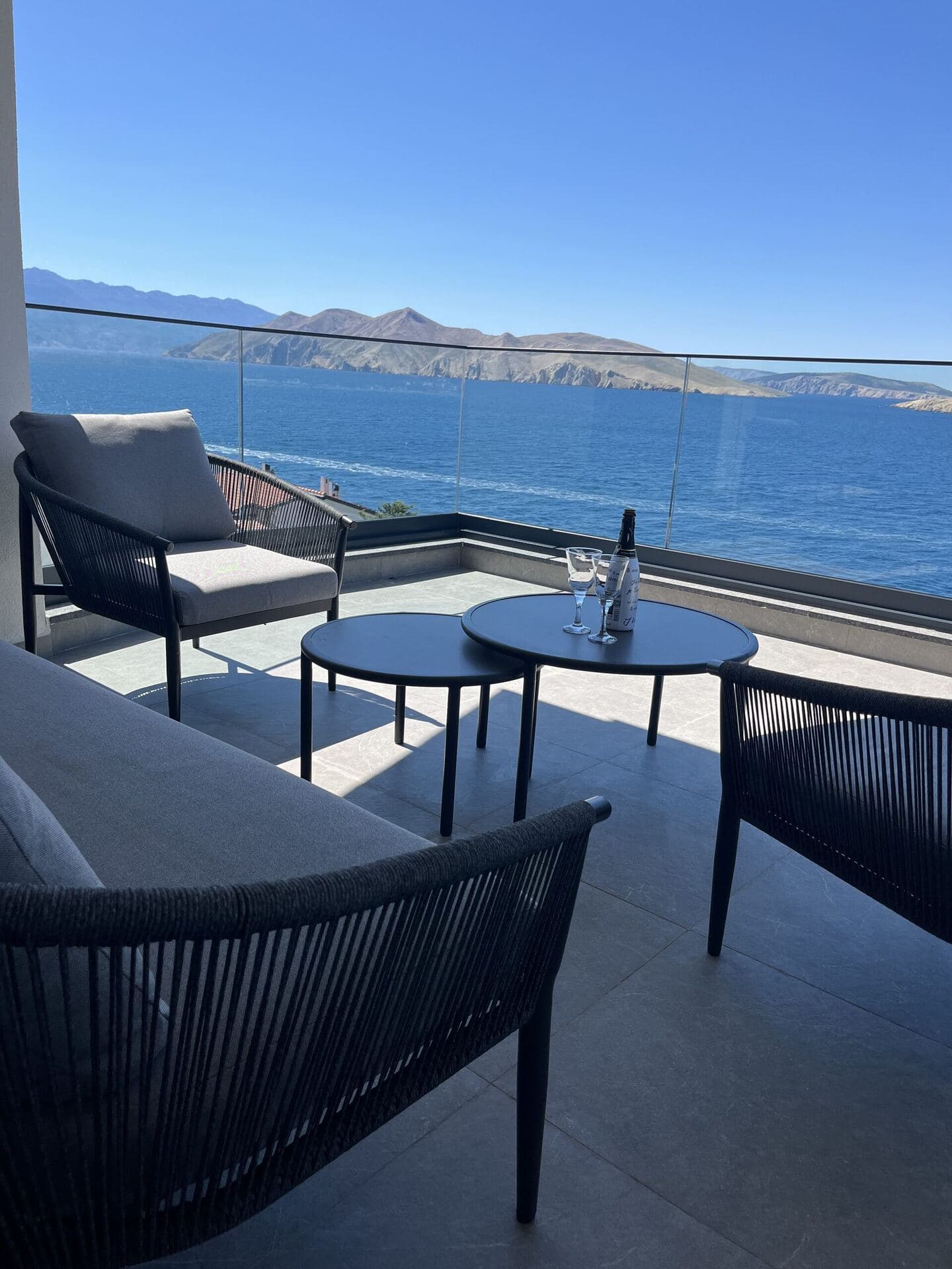 Penthouse photo 5